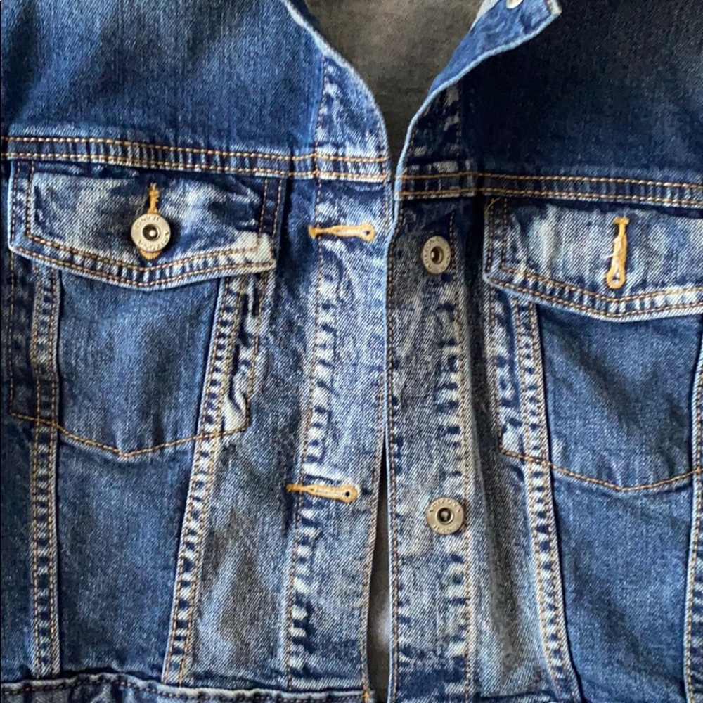 Jean jacket - Picture 2 of 5